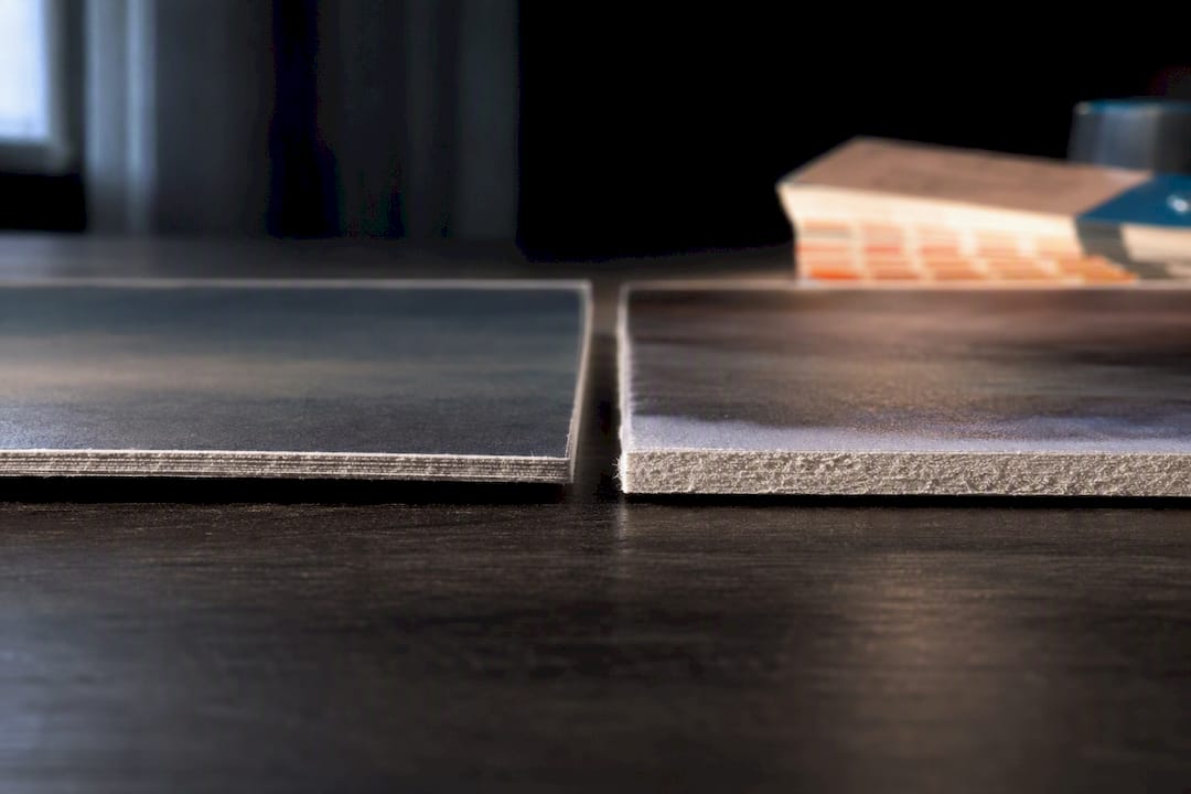 Papierkanten bei Postern und Kunstdrucken
